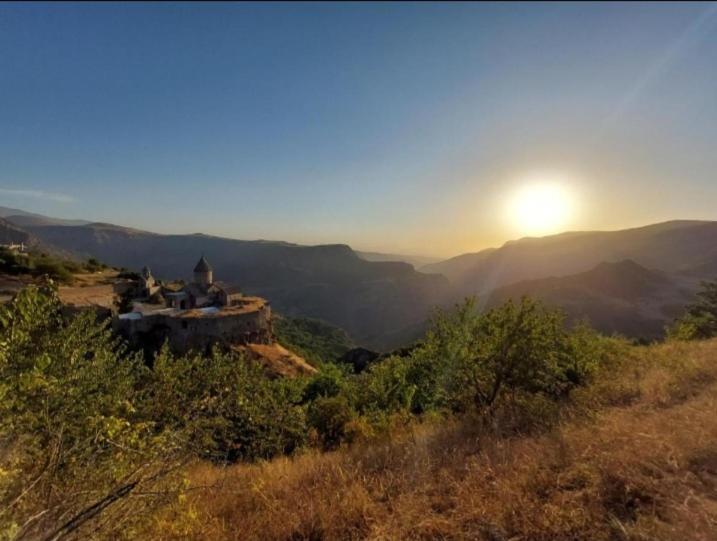 Alexmila Bed & Breakfast Tat'ev ภายนอก รูปภาพ